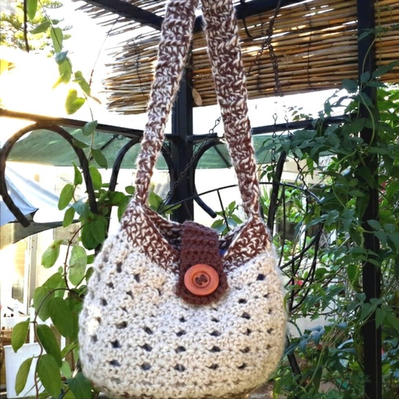 Crochet Shoulderbag TAN Boho Large Cute Button Gypsy Bohemian Festival Hippie - Picture 1 of 8
